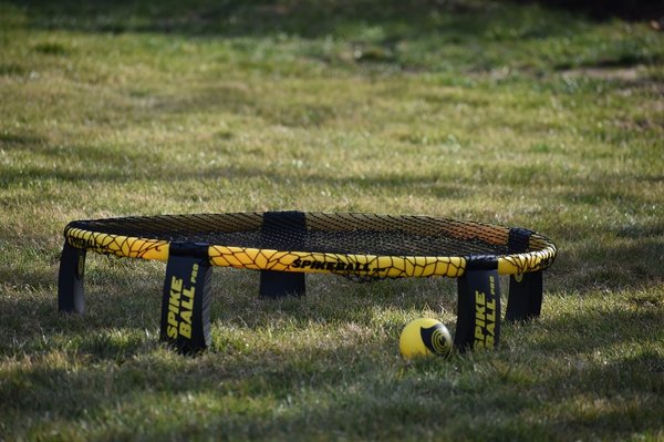 Spikeball : Le jeu qui allie divertissement et remise en forme